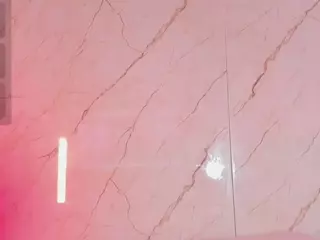 Evonye's Live Sex Cam Show