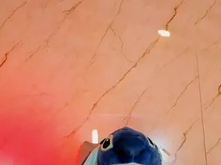 Evonye's Live Sex Cam Show