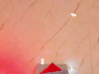 Evonye's Live Sex Cam Show