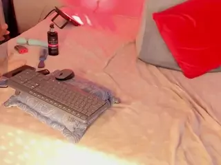 Evonye's Live Sex Cam Show