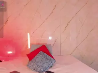 Evonye's Live Sex Cam Show