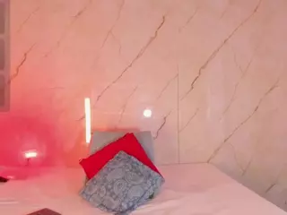 Evonye's Live Sex Cam Show