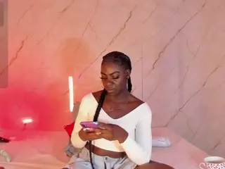 Evonye's Live Sex Cam Show