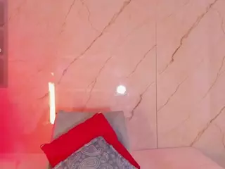 Evonye's Live Sex Cam Show