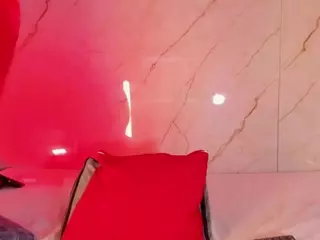 Evonye's Live Sex Cam Show