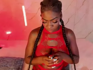 Evonye's Live Sex Cam Show