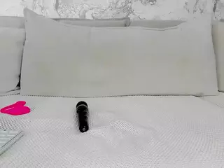 alyssamillan's Live Sex Cam Show