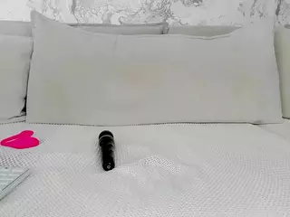 alyssamillan's Live Sex Cam Show