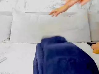 alyssamillan's Live Sex Cam Show