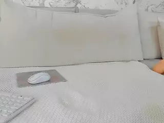 alyssamillan's Live Sex Cam Show