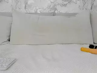 alyssamillan's Live Sex Cam Show