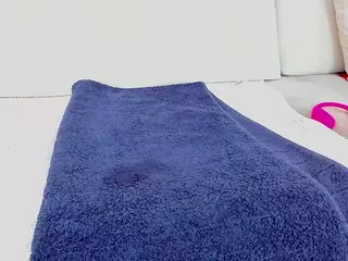 alyssamillan's Live Sex Cam Show