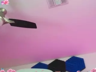 Sweet Sofie's Live Sex Cam Show