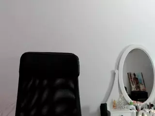 MineaJ's Live Sex Cam Show