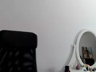 MineaJ's Live Sex Cam Show