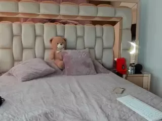 candy-sam28's Live Sex Cam Show