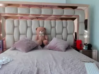 candy-sam28's Live Sex Cam Show