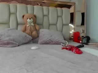 candy-sam28's Live Sex Cam Show
