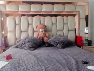 candy-sam28's Live Sex Cam Show