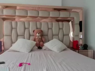 candy-sam28's Live Sex Cam Show
