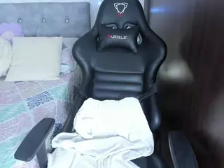 nicolepowell's Live Sex Cam Show