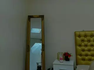 almafancy's Live Sex Cam Show