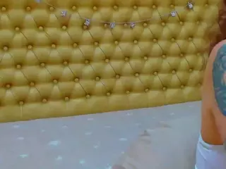 almafancy's Live Sex Cam Show