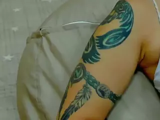 almafancy's Live Sex Cam Show