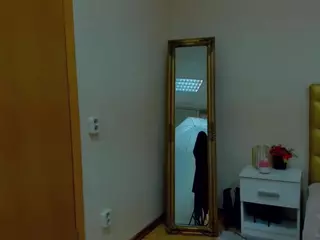 almafancy's Live Sex Cam Show