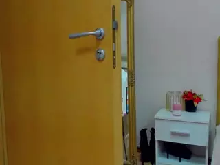 almafancy's Live Sex Cam Show