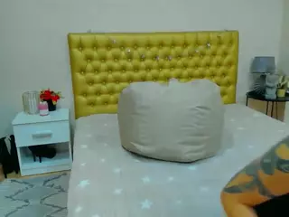 almafancy's Live Sex Cam Show