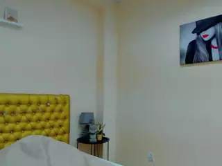 almafancy's Live Sex Cam Show