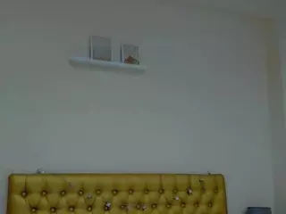 almafancy's Live Sex Cam Show
