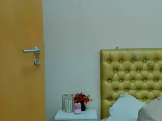almafancy's Live Sex Cam Show