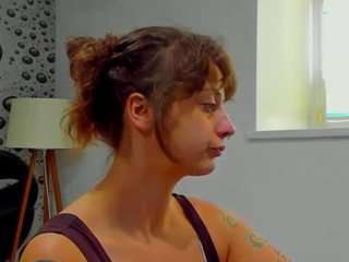 Live cam show with almafancy