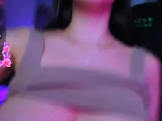 veronica-larson's Live Sex Cam Show