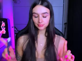 veronica-larson's Live Sex Cam Show