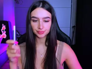 veronica-larson's Live Sex Cam Show