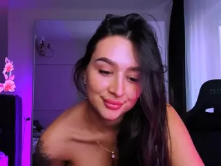 veronica-larson's Live Sex Cam Show