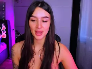 veronica-larson's Live Sex Cam Show