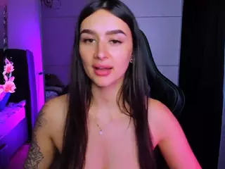 veronica-larson's Live Sex Cam Show