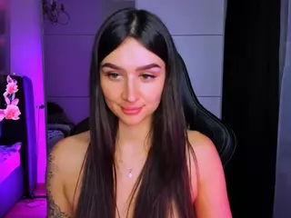veronica-larson's Live Sex Cam Show