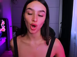 veronica-larson's Live Sex Cam Show