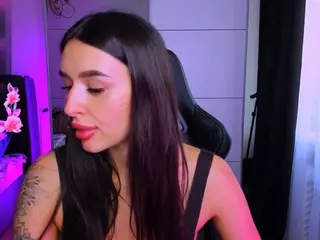 veronica-larson's Live Sex Cam Show