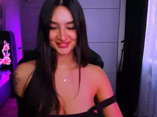 veronica-larson's Live Sex Cam Show