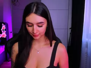 veronica-larson's Live Sex Cam Show