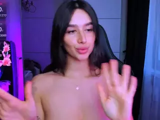 veronica-larson's Live Sex Cam Show