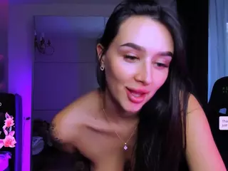 veronica-larson's Live Sex Cam Show