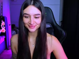 veronica-larson's Live Sex Cam Show