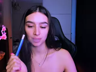 veronica-larson's Live Sex Cam Show
